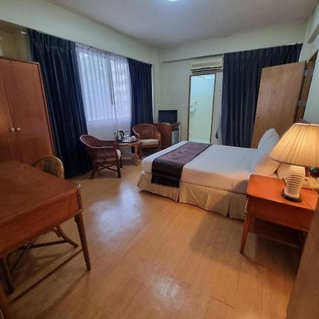 Hotel 12Pm Bangkok Zewnętrze zdjęcie