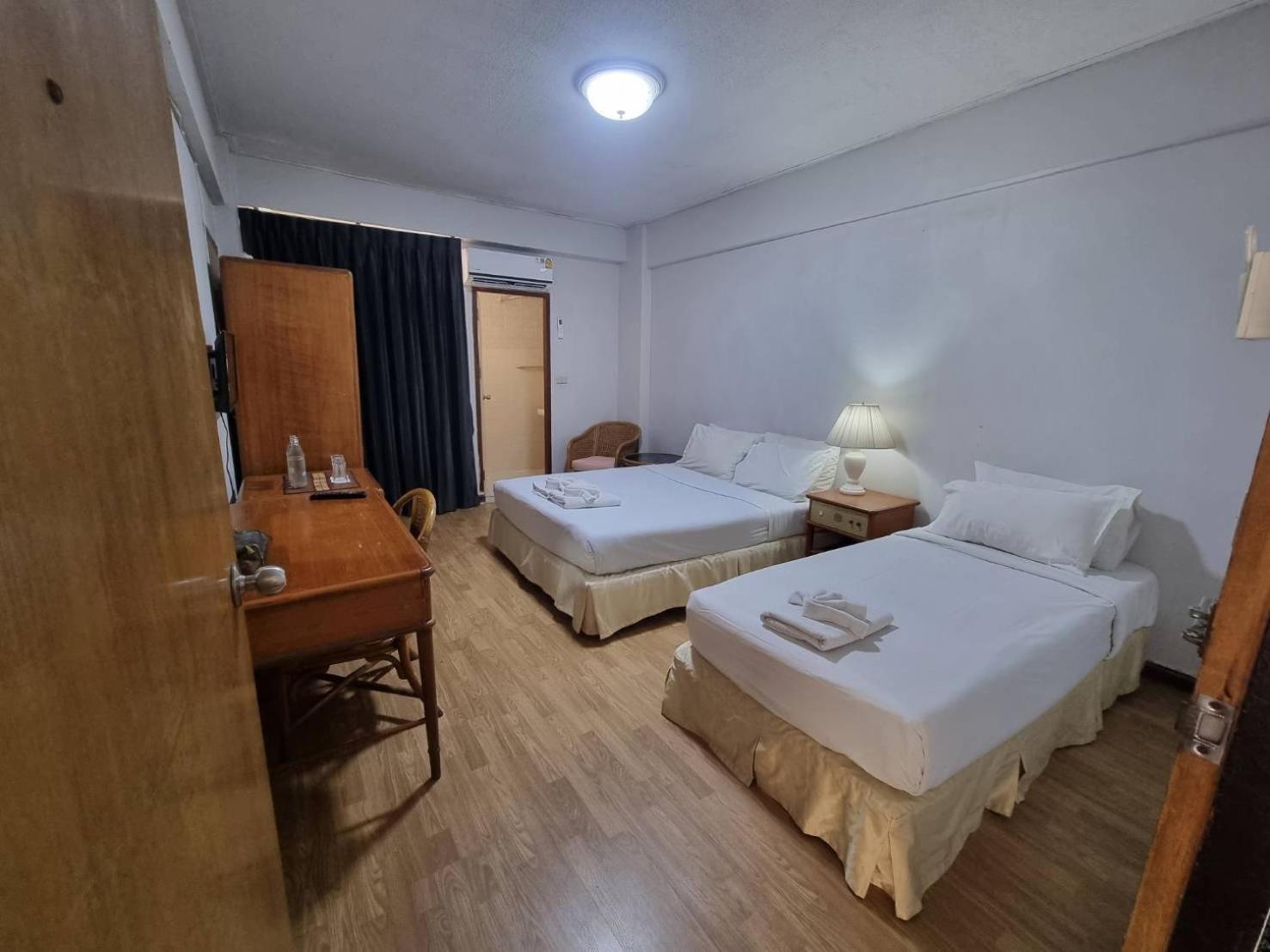Hotel 12Pm Bangkok Zewnętrze zdjęcie