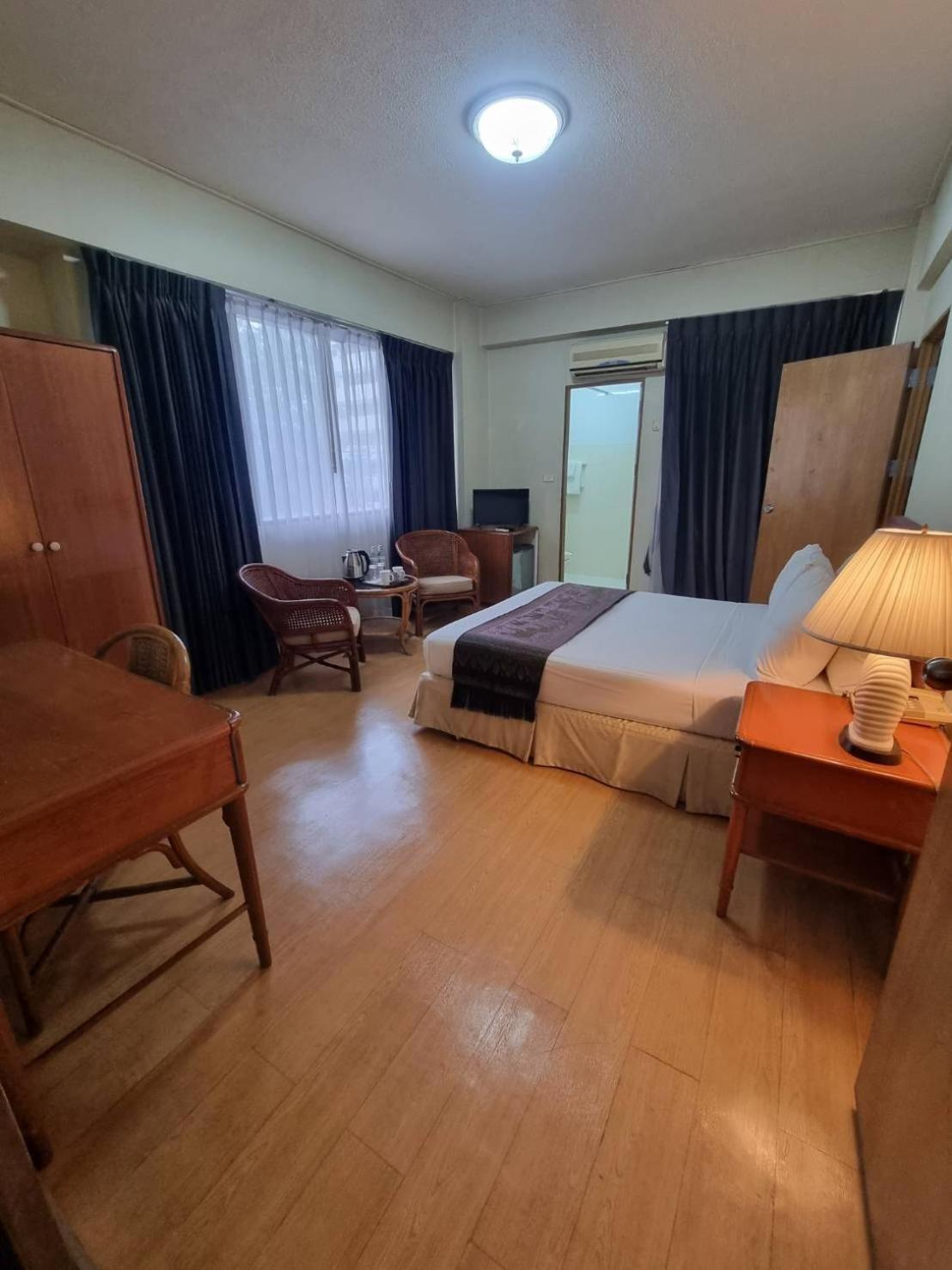 Hotel 12Pm Bangkok Zewnętrze zdjęcie