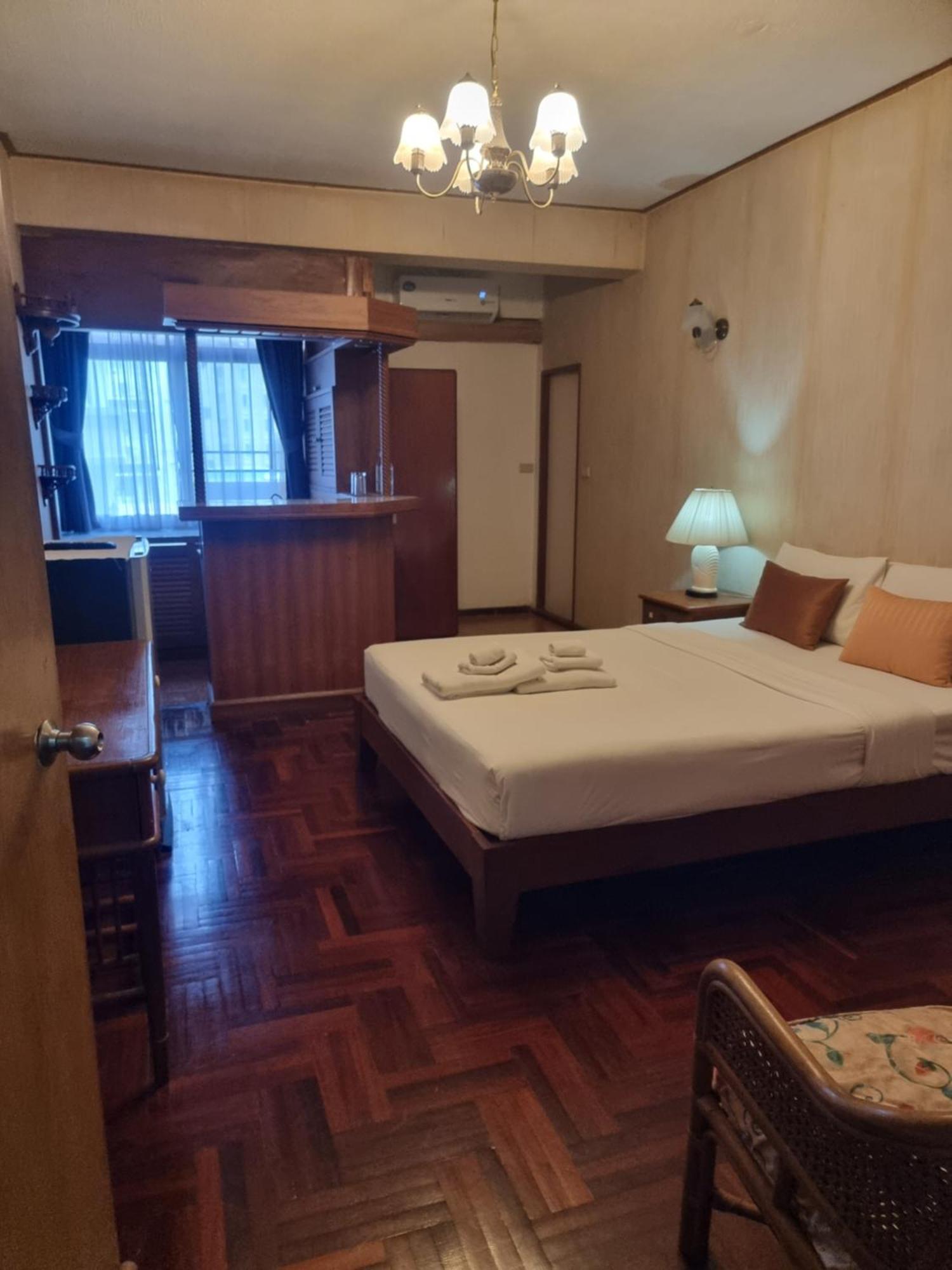 Hotel 12Pm Bangkok Zewnętrze zdjęcie
