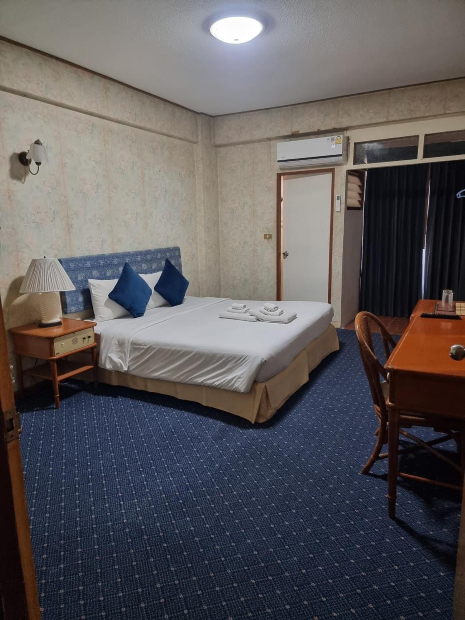 Hotel 12Pm Bangkok Zewnętrze zdjęcie